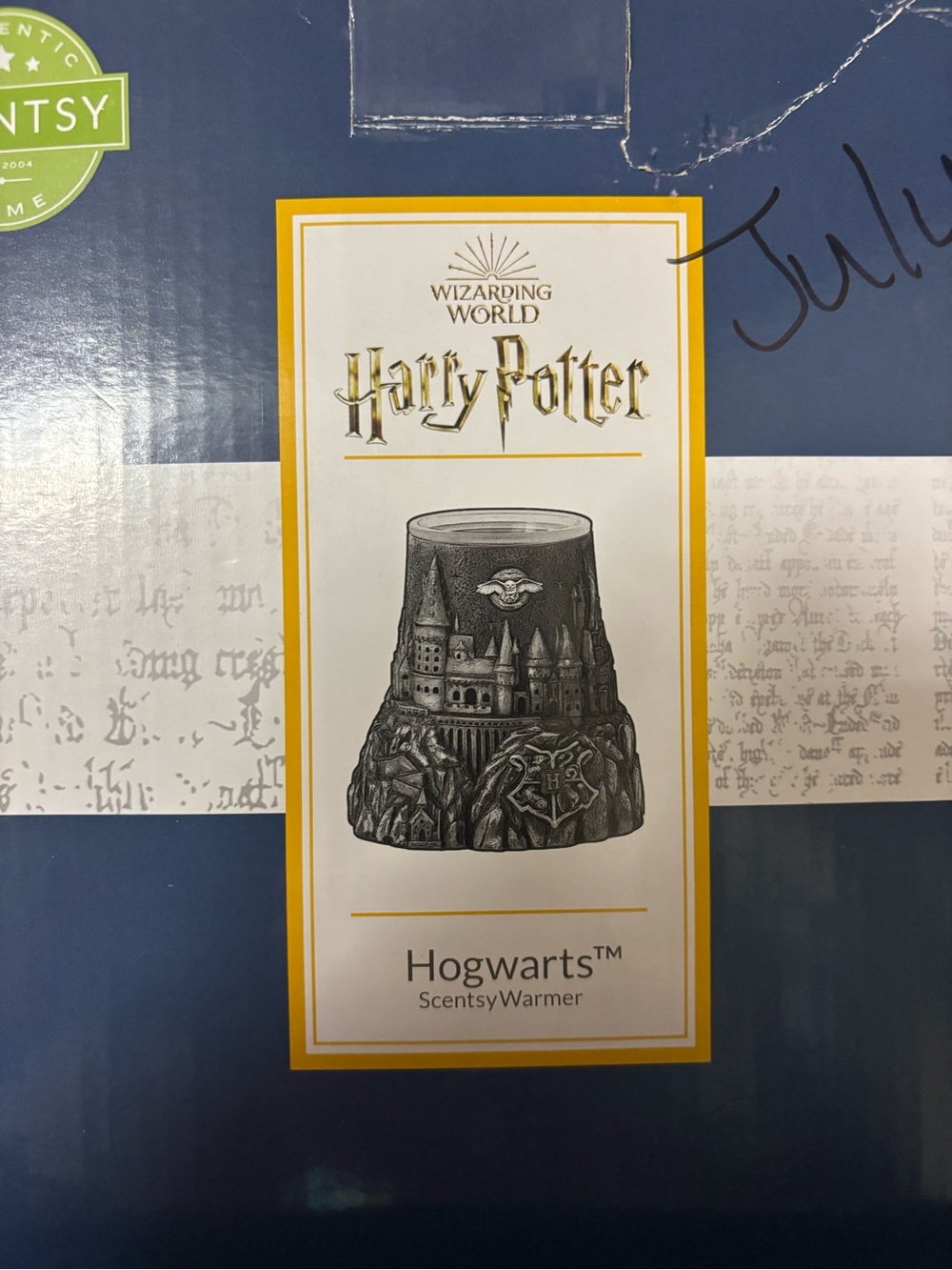 Scentsy Harry Potter Hogwarts Black and Gold Warmer